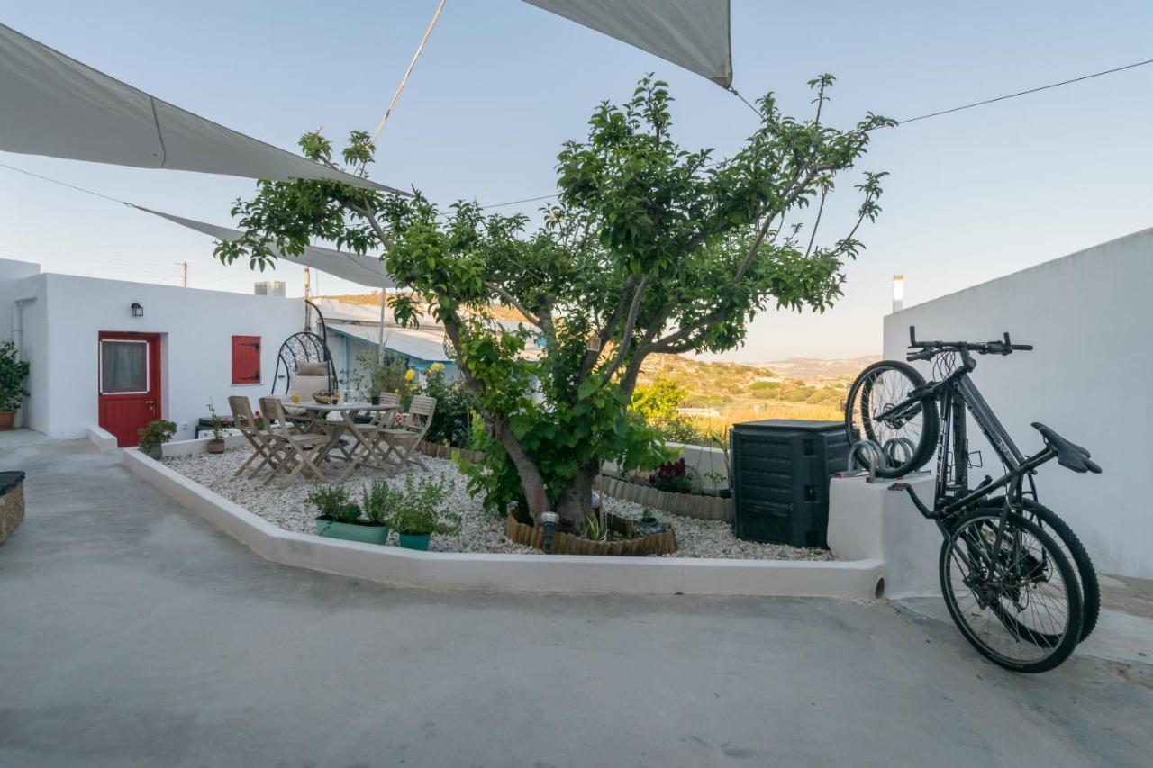 Milos Guesthouse Triovasálos المظهر الخارجي الصورة
